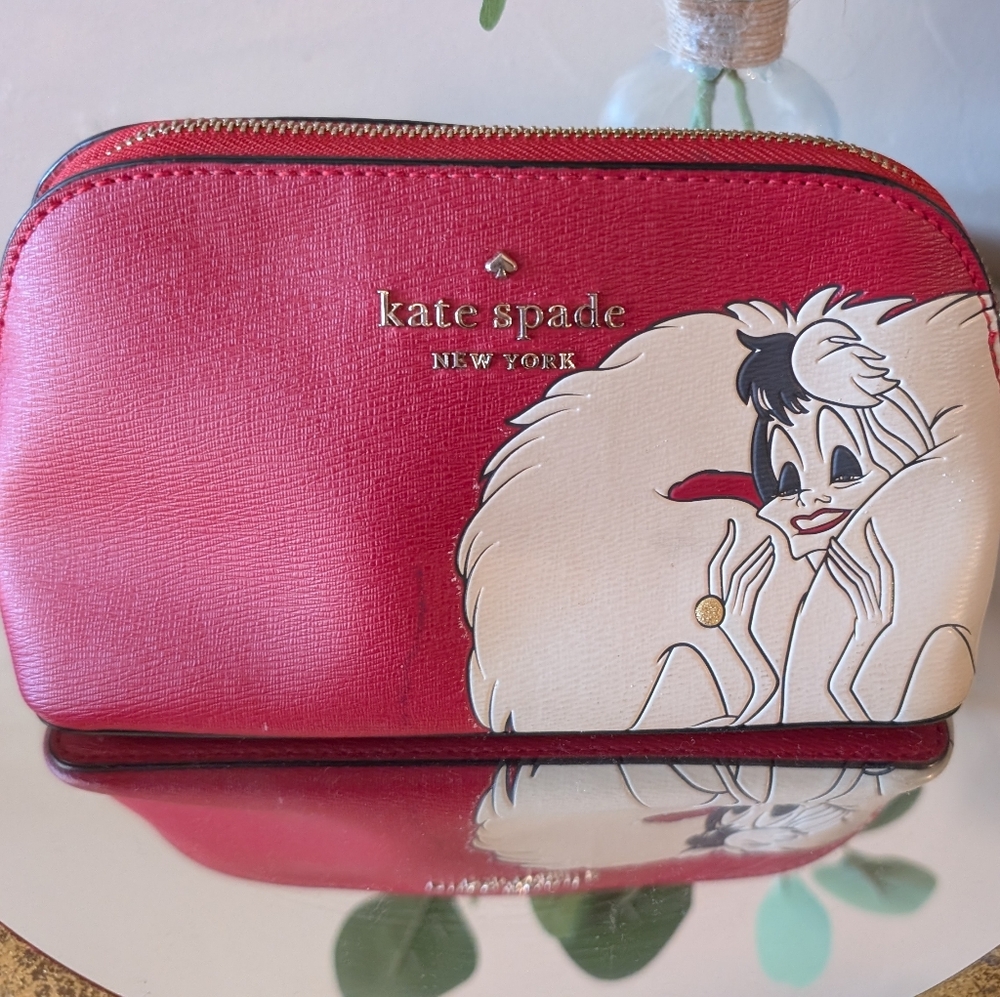 Kate Spade New York x Disney 101 Dalmations Cruella Cosmetic Makeup Bag.